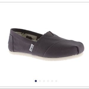 Toms canvas slip-ons